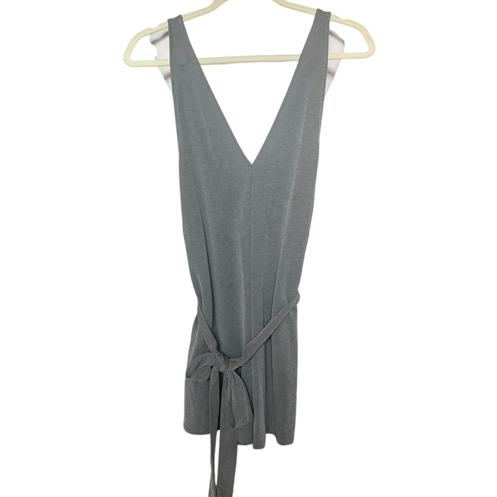 Zara flowy V neck romper with belt tie - Picture 5 of 7